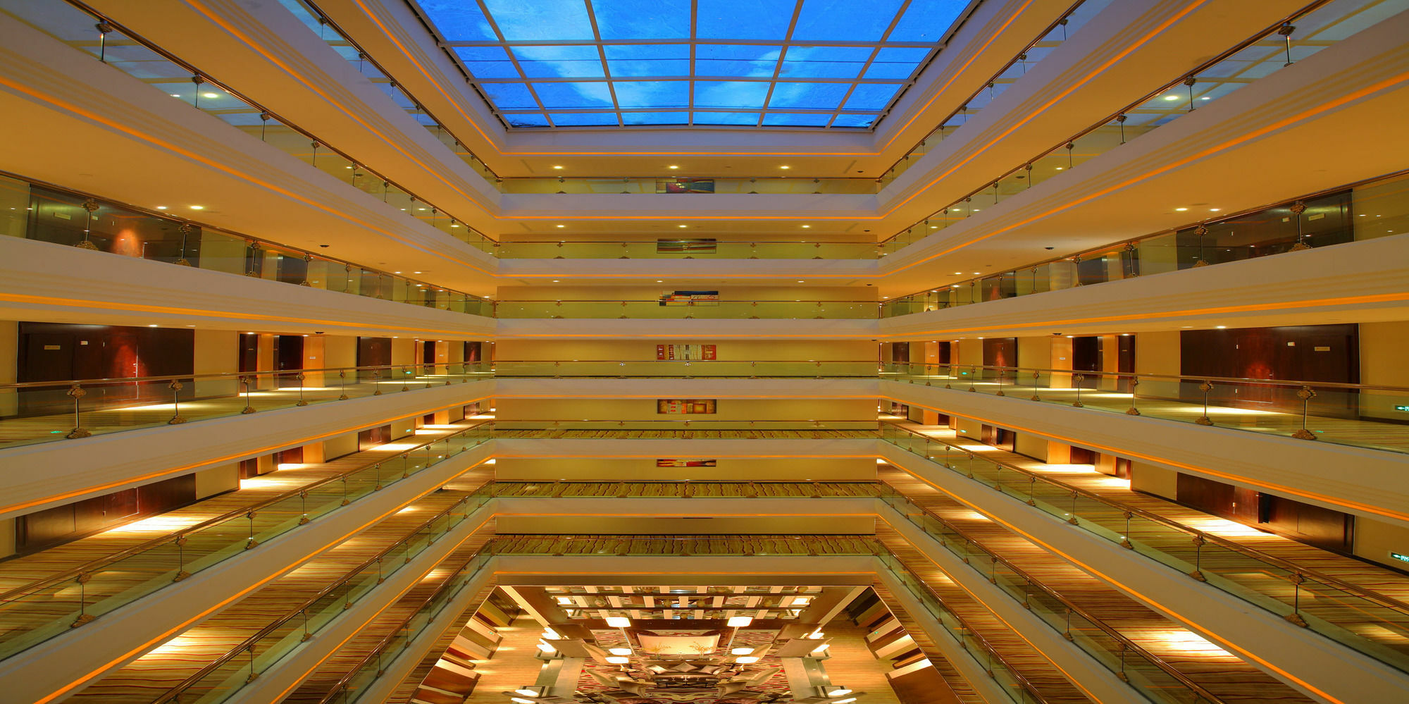 นิวเซ็นจูรี่ จ้าวซิง จินชาง โฮเต็ล Hotel Keqiao ภายนอก รูปภาพ